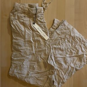 Never worn Mustard Seed high waisted pants